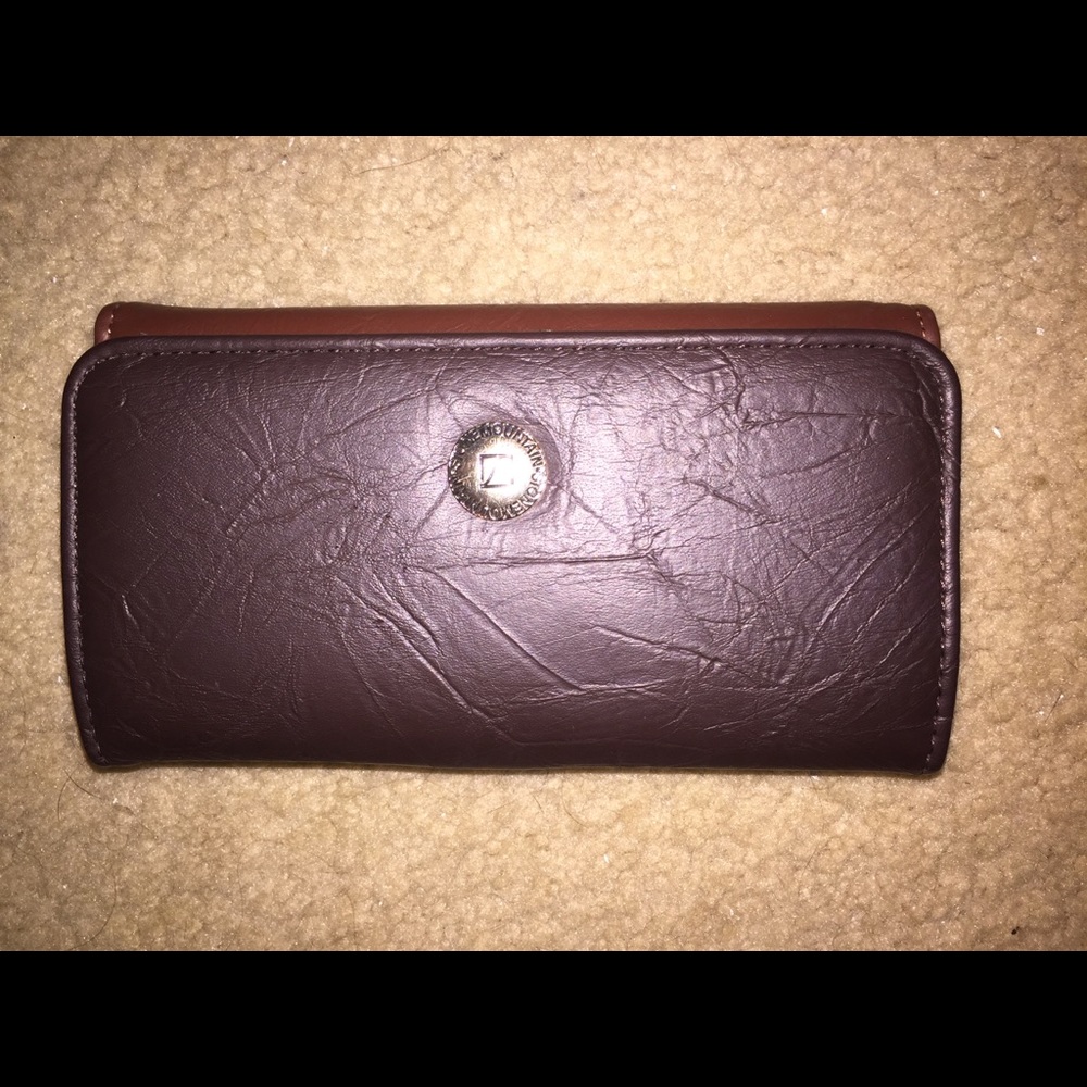 Stone Mountain Wallet